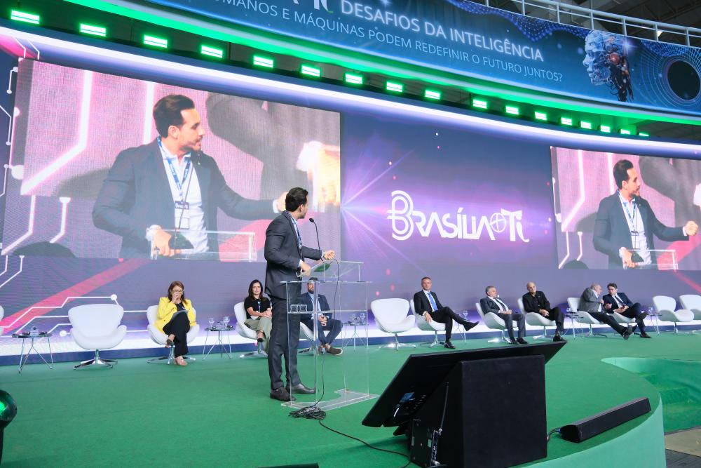 Capa da notícia: Inteligência artificial é destaque na abertura da 7ª Mostra Brasília Mais TI